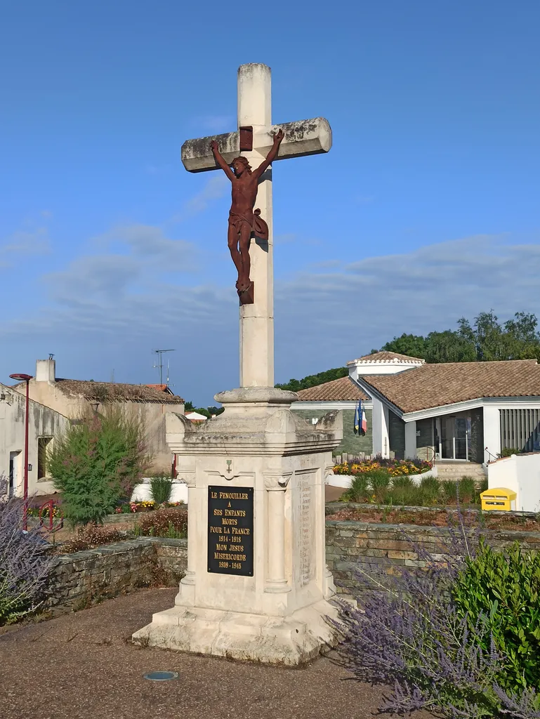 Monument aux Morts du Fenouiller