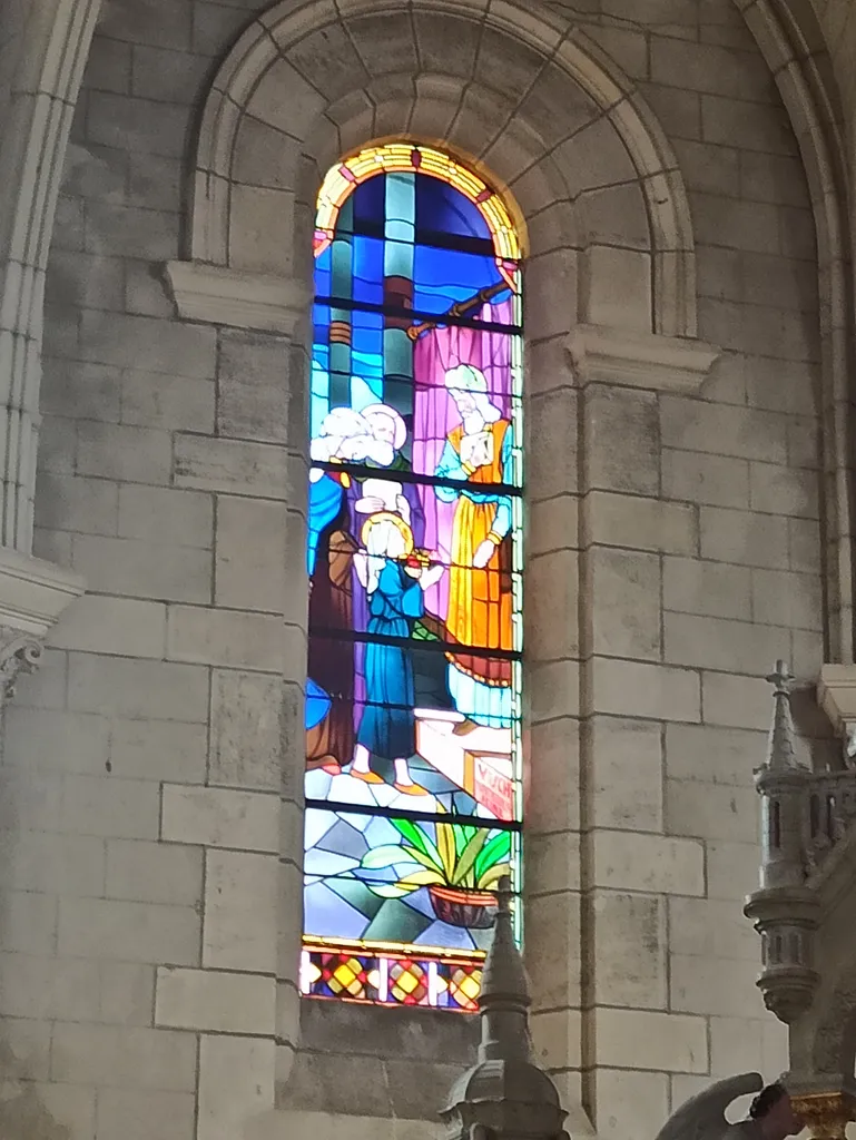 Vitrail Baie 1 dans l'Église Notre-Dame-de-l'Assomption à Notre-Dame-de-Monts